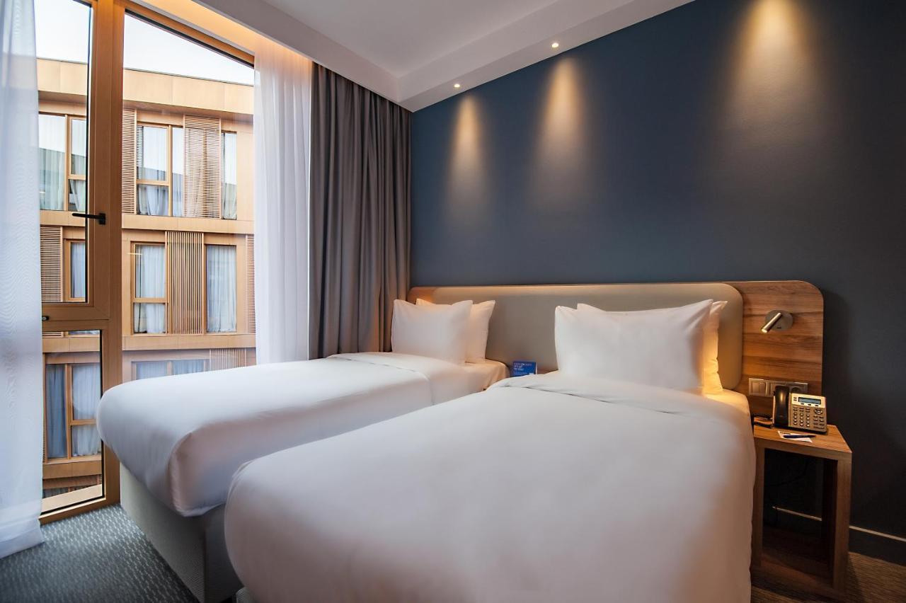 Holiday Inn Express Tbilisi Avlabari By Ihg エクステリア 写真