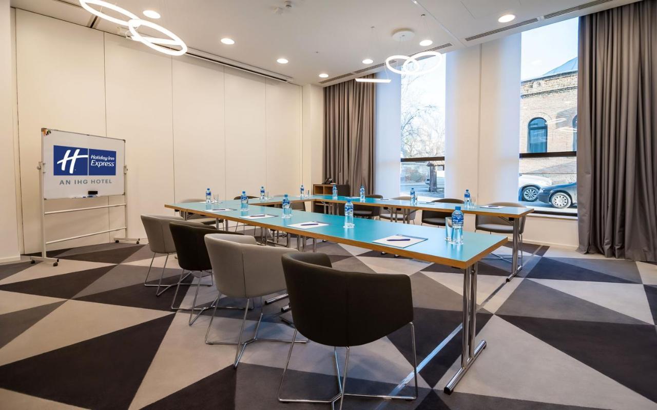 Holiday Inn Express Tbilisi Avlabari By Ihg エクステリア 写真