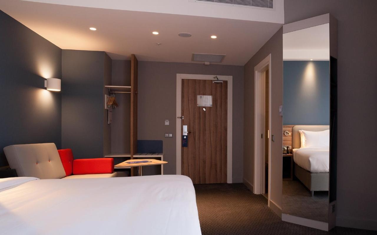Holiday Inn Express Tbilisi Avlabari By Ihg エクステリア 写真