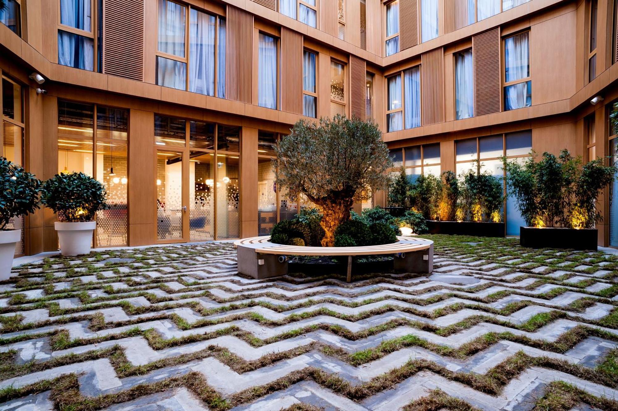 Holiday Inn Express Tbilisi Avlabari By Ihg エクステリア 写真
