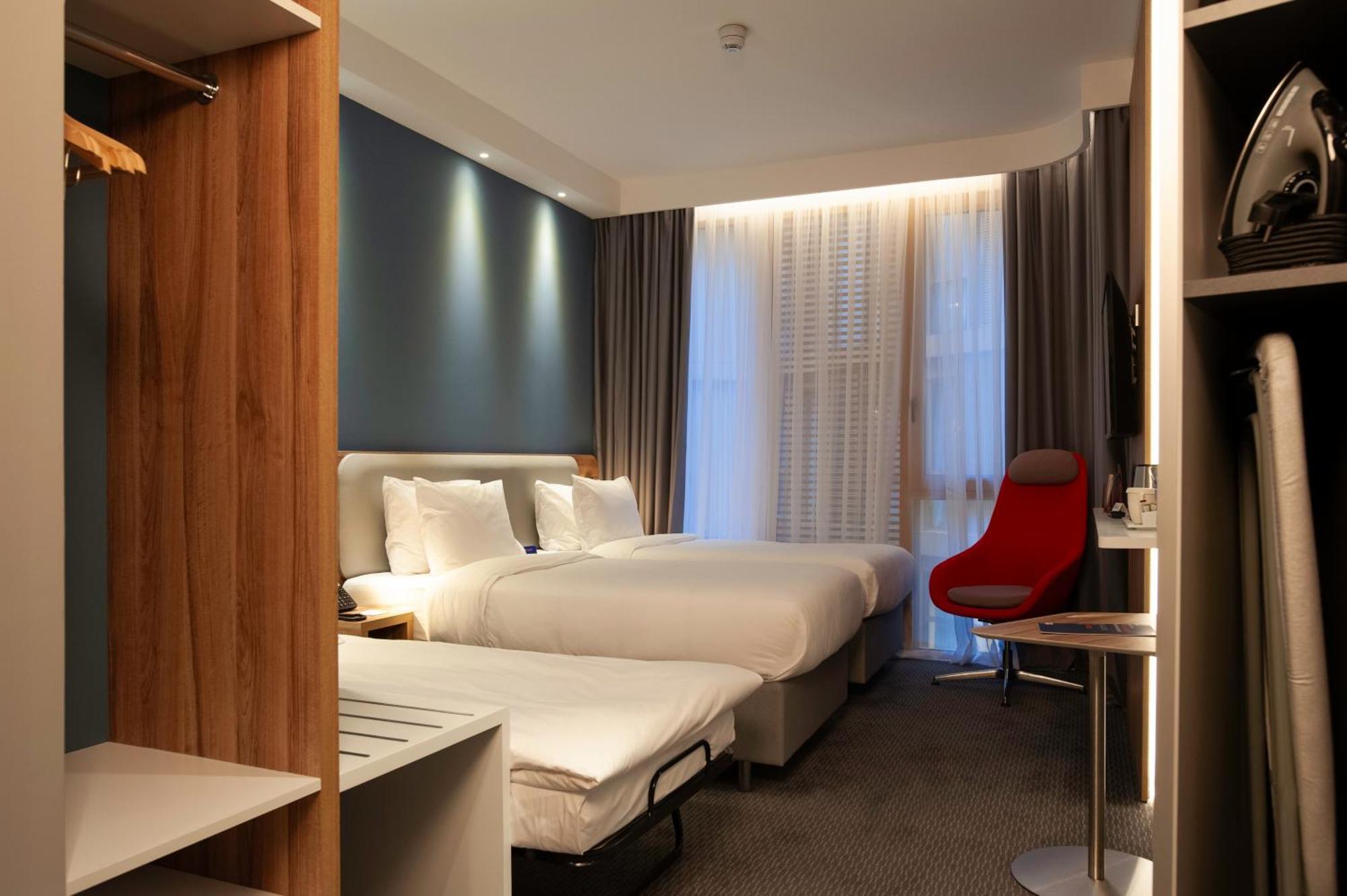 Holiday Inn Express Tbilisi Avlabari By Ihg エクステリア 写真